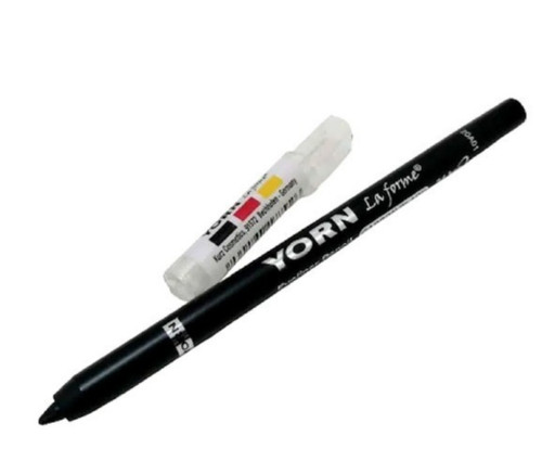 مداد چشم یورن مدل کربن بلک مشکی ضد آب